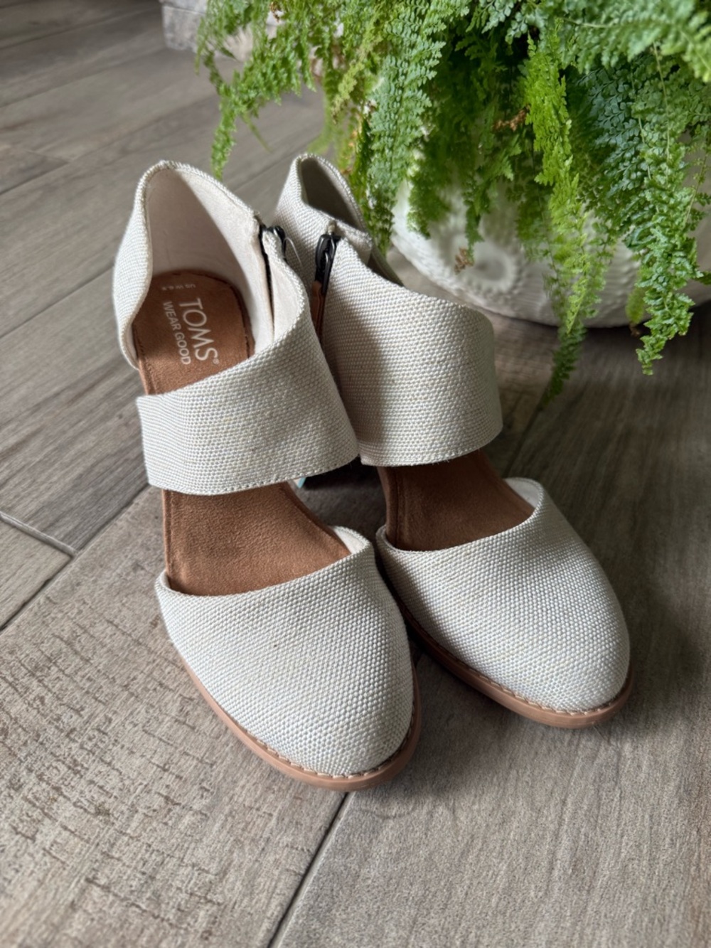 TOMS Women Milan Closed Toe Heel Sandals Wedge Heels